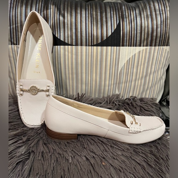 Anne Klein Akhadler Iflex Loafers Womens Sz 9.5 Ivory Faux Leather Snake Print - Picture 4 of 11
